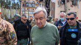 UN Secretary General Antonio Guterres walking with officials in Ukraine