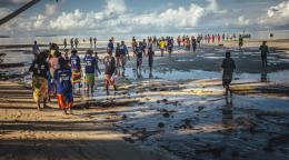 تسببت الكوارث الطبيعية في نزوح 7.3 مليون طفل في عام 2021