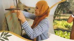 امرأتان في تونس