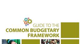 Portada del documento con un fondo blanco y un mosaico de tres fotografías y cuadrados de color verde musgo.