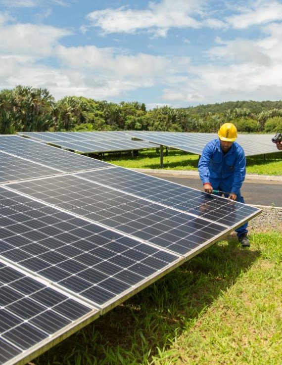 Énergies renouvelables et économie circulaire au service d’une transition écologique juste à Maurice.
