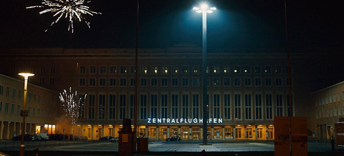 Entrada del aeropuerto Tempelholf en Berlín.