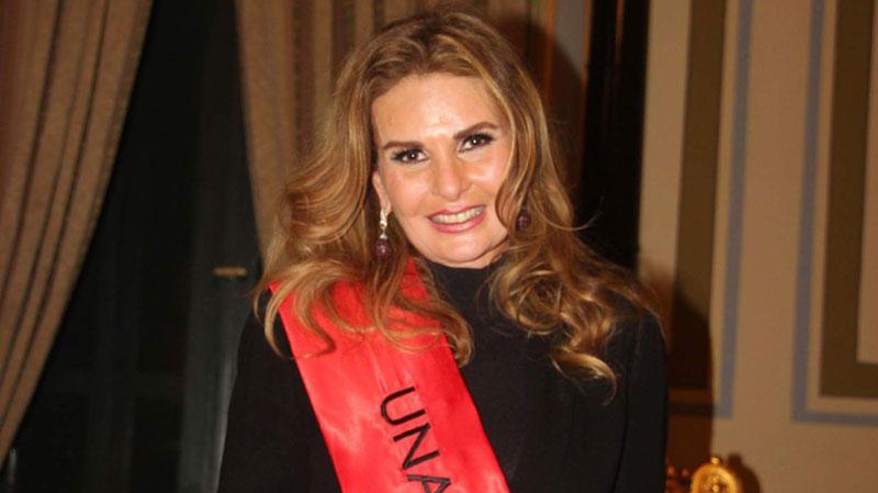 La embajadora de buena voluntad de ONUSIDA para Oriente Medio y el Norte de África, Yousra.
