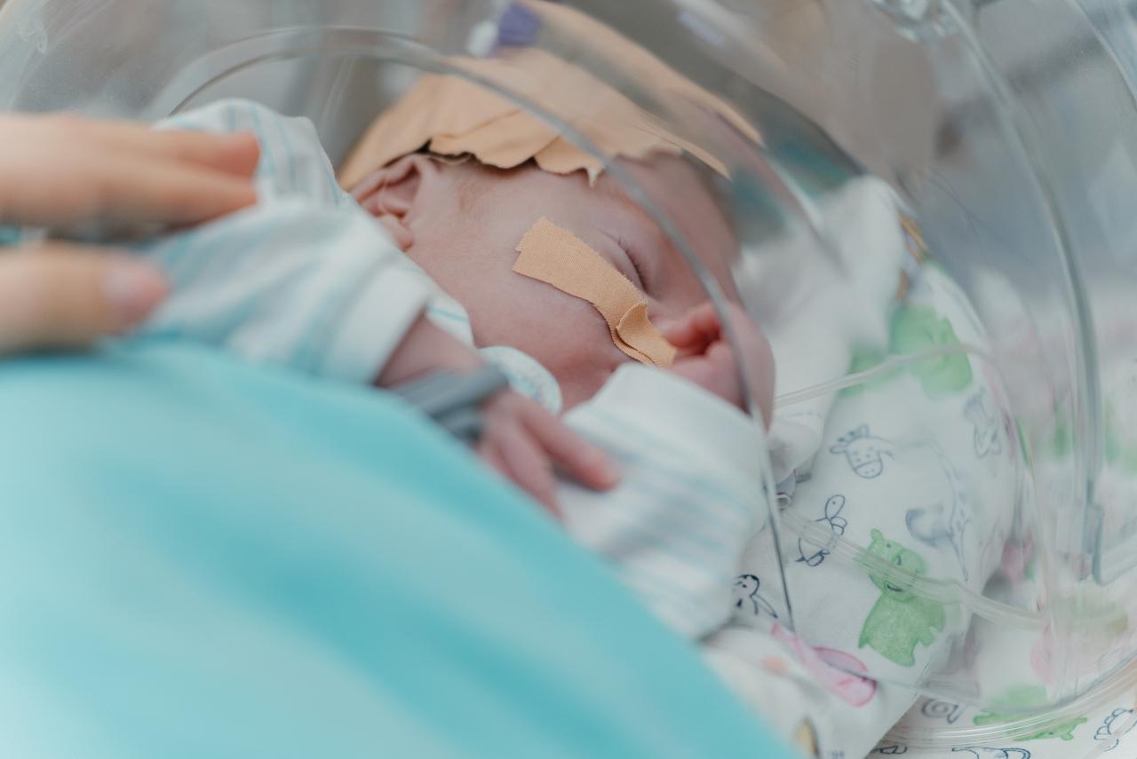 The Mother and Child Institute is Moldova’s only national referral healthcare facility for obstetrics, gynaecology, neonatology, and paediatrics. 