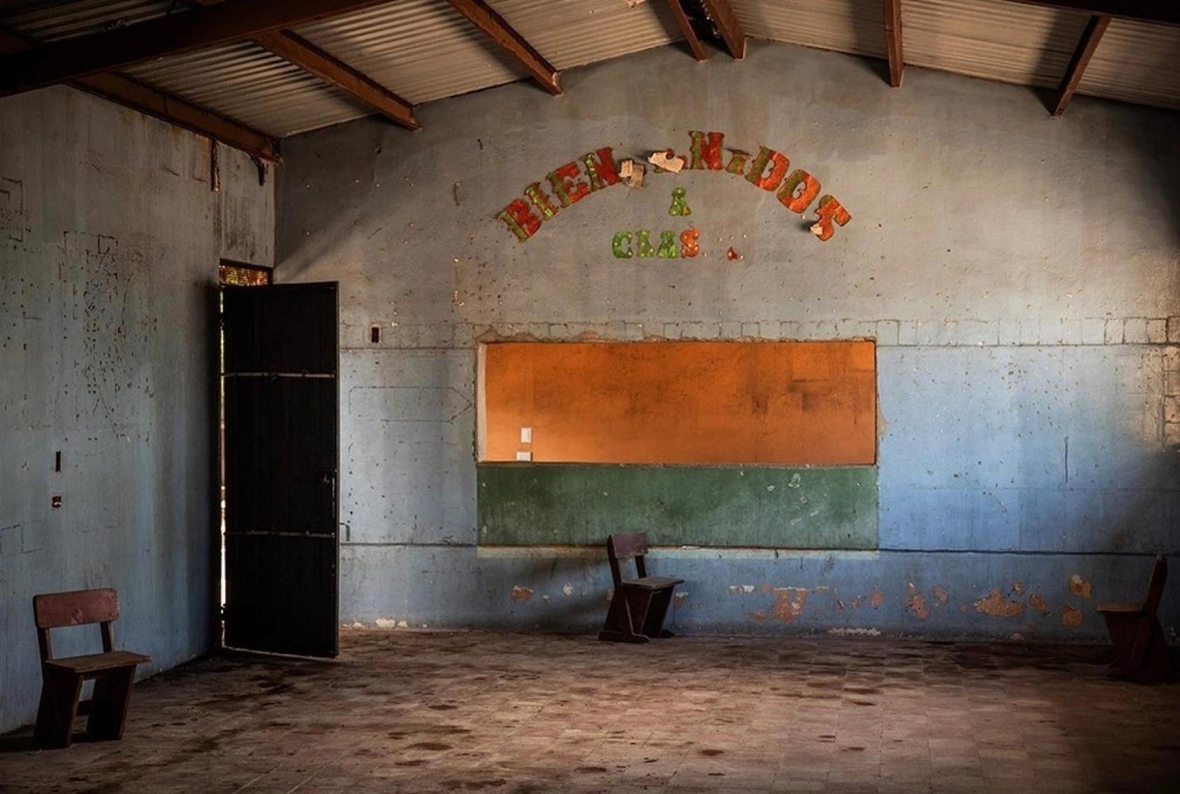 Interior de la escuela de Cedeño