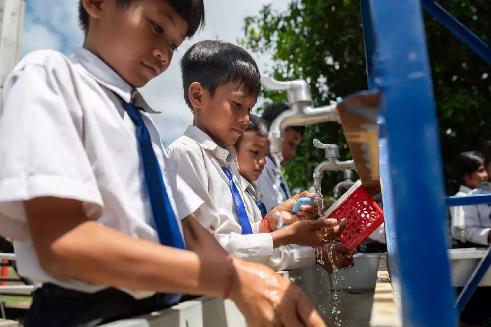 UNICEF soutient la construction d’installations WASH dans quatre provinces du nord-est du Cambodge, où l’accès à l’eau propre et à l’assainissement reste un défi constant.