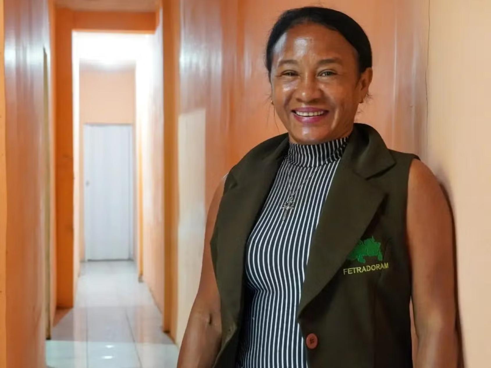 Lucileide Mafra Reis, militante pour les droits des travailleur·se·s domestiques et présidente de FETRADORAM, une organisation de la société civile. 