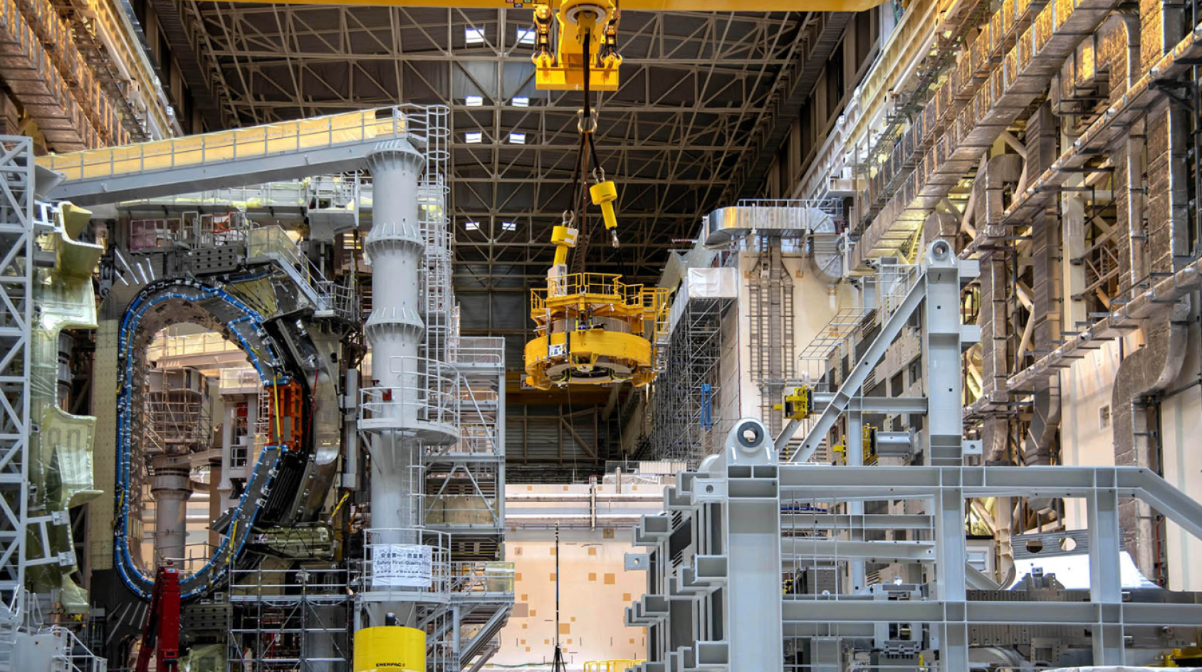 核聚变示范电厂设施