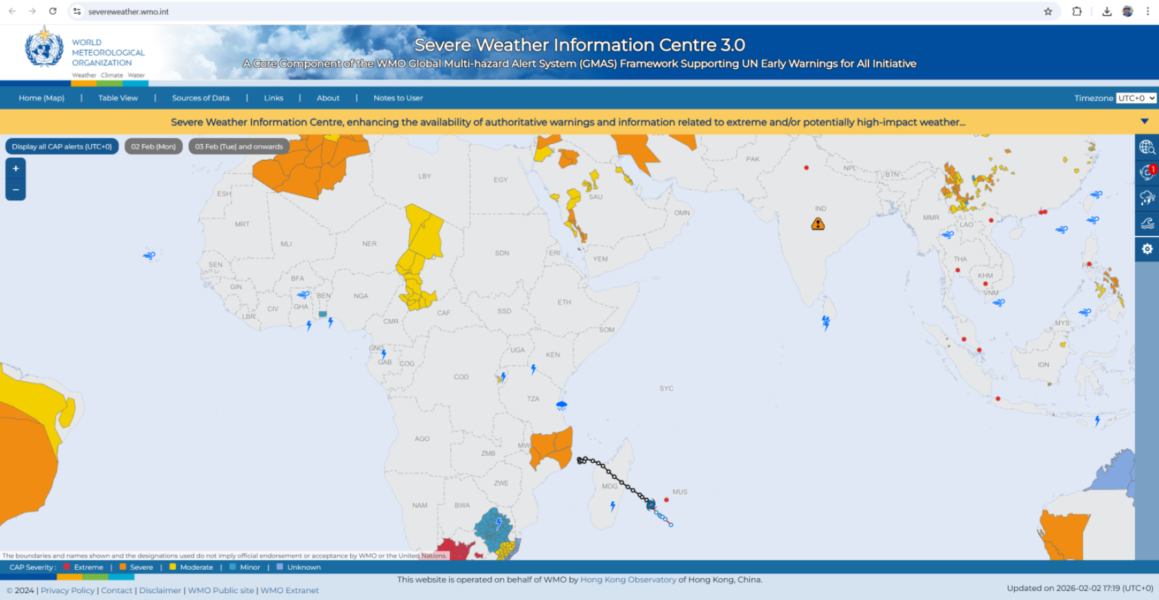 Carte des alertes météorologiques en Afrique et au Moyen-Orient, avec un cyclone dans l’océan Indien