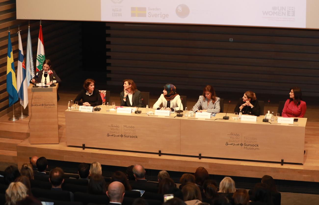 الإصغاء إلى النساء في السياسة: تقرير حديث لهيئة الأمم المتحدة للمرأة والإسكوا يخبر قصص سبع سياسيّات لبنانيّات رائدات كسرنَ "السقوف الزجاجيّة"