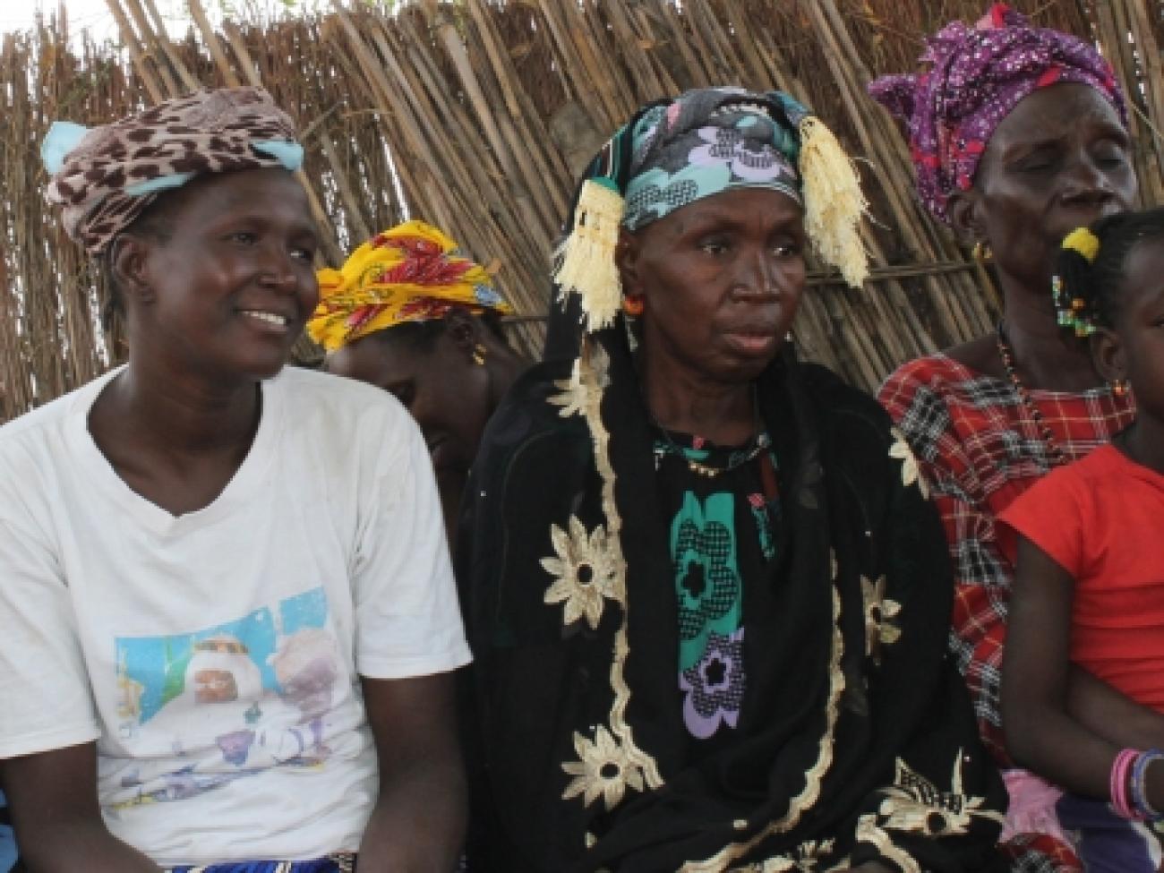 FAO works with communities to set up discussion and action groups called Dimitra Clubs, safe and inclusive spaces where rural women and men find solutions to community issues.