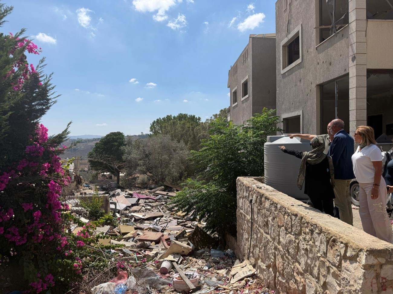 The UN Resident and Humanitarian Coordinator in Lebanon and partners observe damages after hostilities in Lebanon.