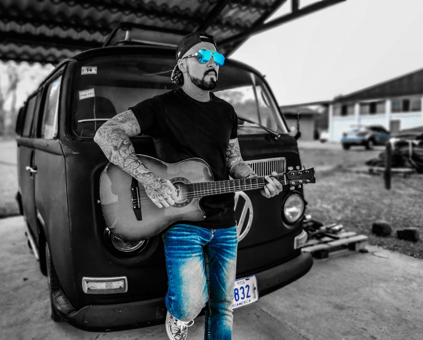 Photo of Julio Najera, a musician from Costa Rica