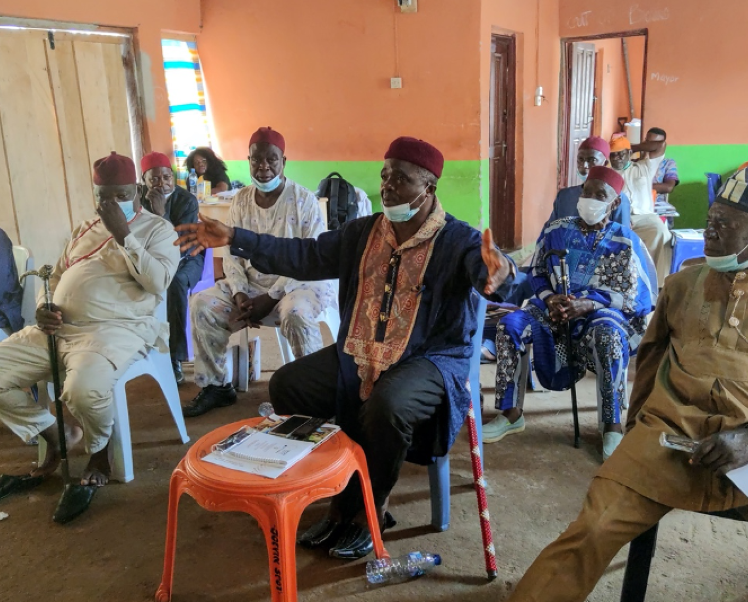 Council of chiefs participate in a training organized by Centre LSD. 