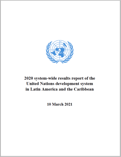 Page de couverture d'un rapport sur fond blanc montrant le titre « Rapport 2020 sur les résultats obtenus à l'échelle du système par le système des Nations Unies pour le développement en Amérique latine et dans les Caraïbes » en anglais et le logo de l'ONU placé au-dessus du titre.