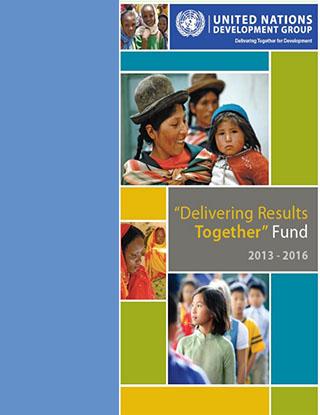 Portada del documento con un fondo azul y un mosaico de fotografías y bloques de color.